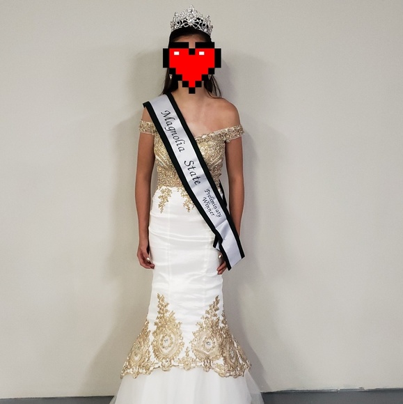 Prom/Pageant Dress - Picture 6 of 8